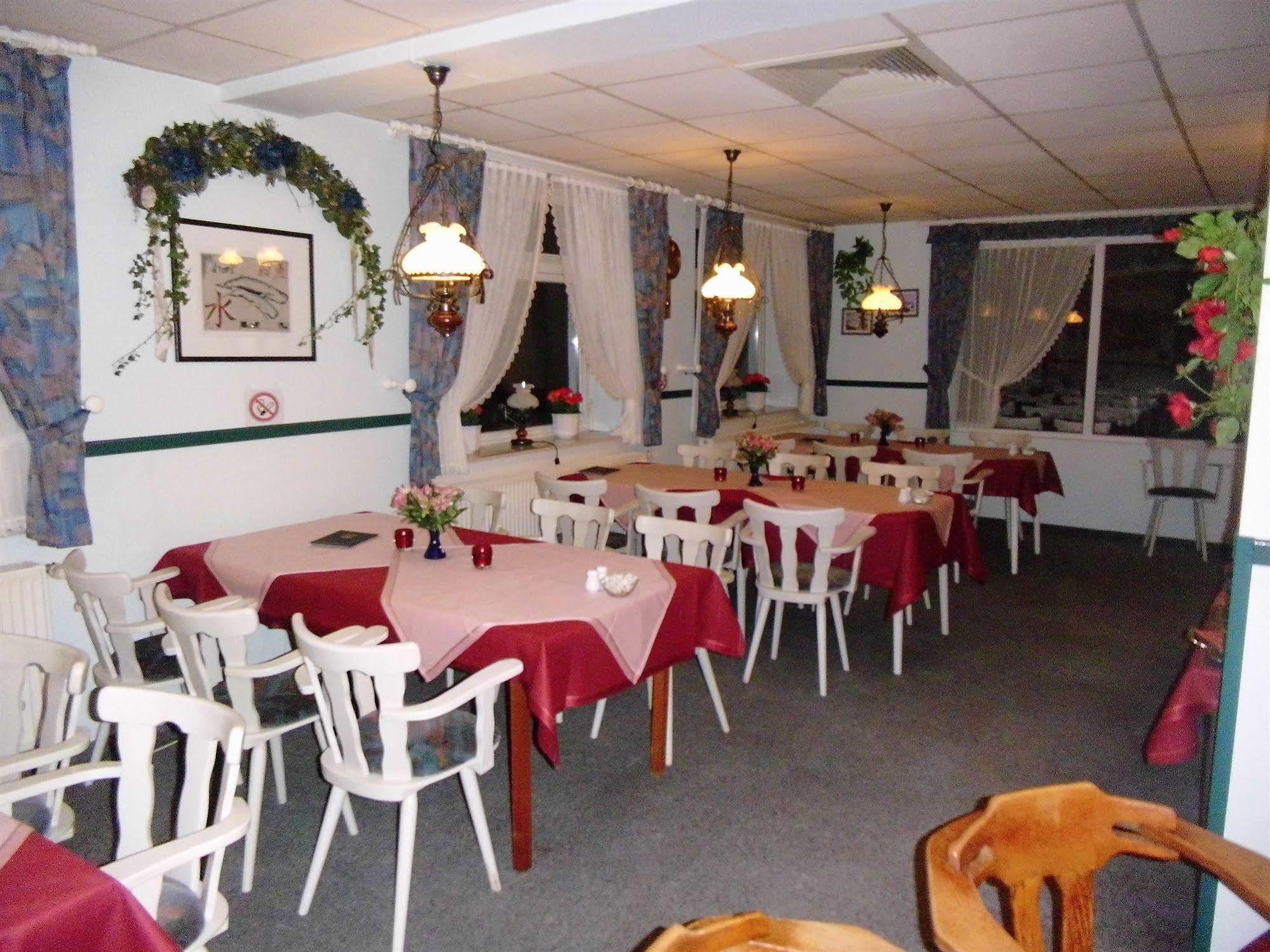 Hotel-Garni "Hof Von Hannover" 维特蒙德 外观 照片